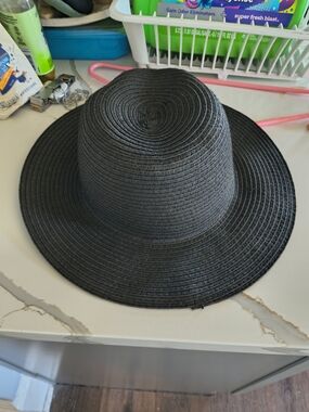 Black Wide-Brim Straw Hat for Men - Classic Sun Hat